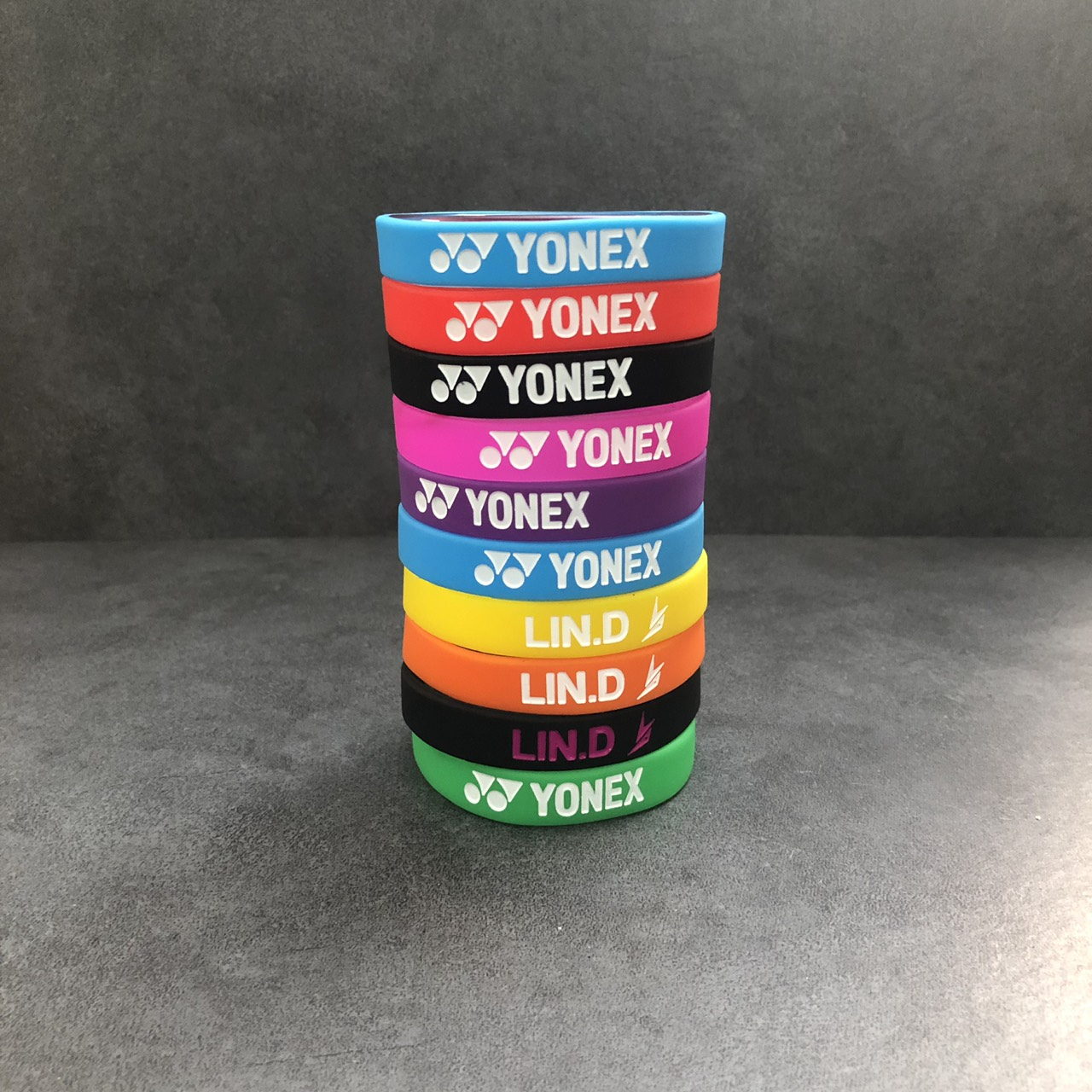 Vòng tay cao su Yonex đa dạng màu sắc đẹp