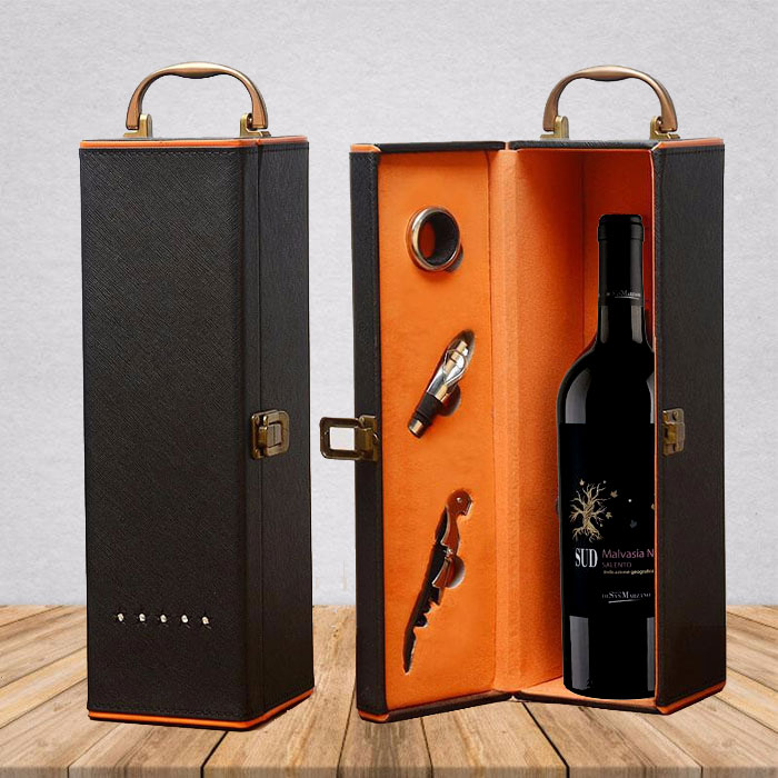 Quatangep sản xuất hộp đựng rượu dựa theo yêu cầu khách hàng đã đưa ra