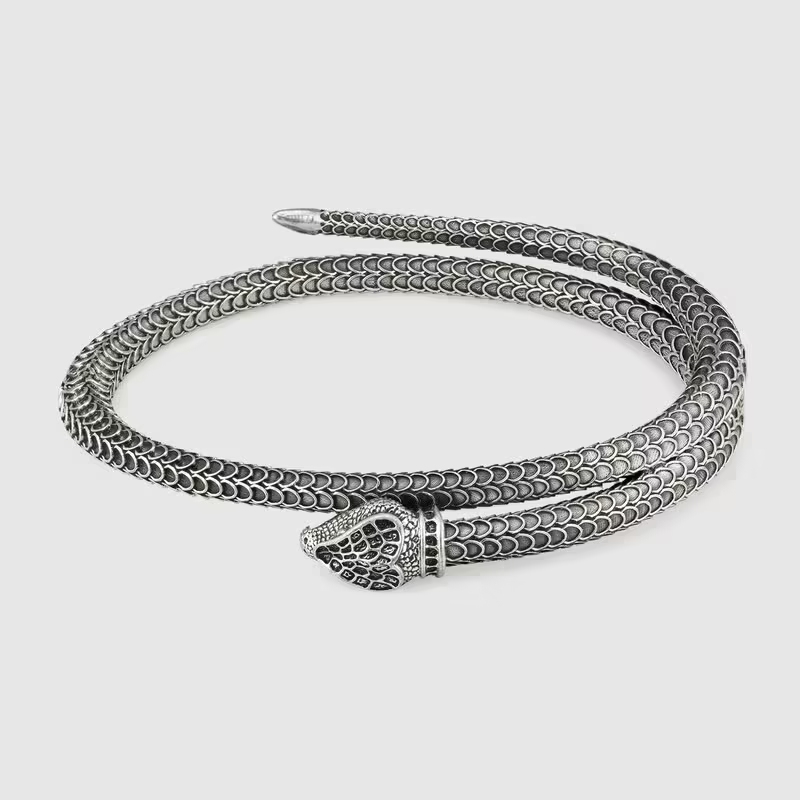 Mẫu vòng tay rắn chính hãng Gucci làm từ bạc 925